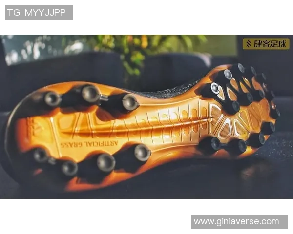 揭开足球明星卡片的神秘面纱一探究竟的精彩拆解视频 揭开足球明星卡片的神秘面纱一探究竟的精彩拆解视频